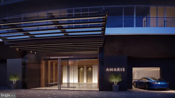 a view of entryway front of house