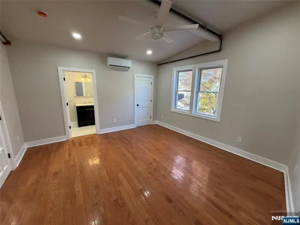 $2,600 | 24-30 Pleasant, Unit 2 EAST, Maywood, NJ 07607