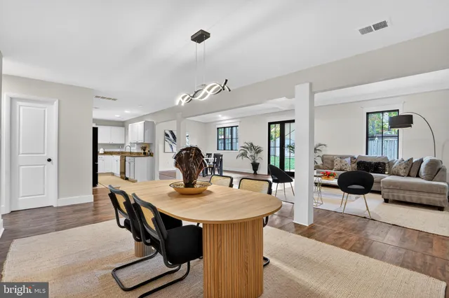 $640,000 | 1534 Youngs Point Place, Herndon, VA 20170