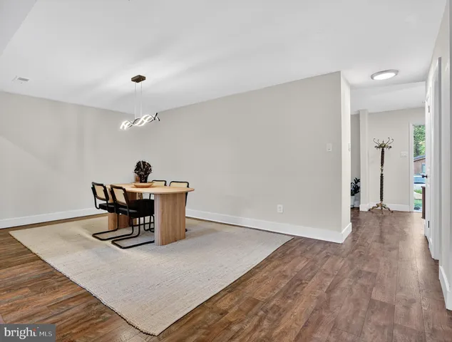 $640,000 | 1534 Youngs Point Place, Herndon, VA 20170