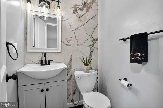 $640,000 | 1534 Youngs Point Place, Herndon, VA 20170