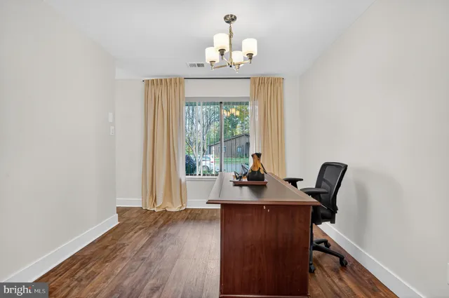 $640,000 | 1534 Youngs Point Place, Herndon, VA 20170