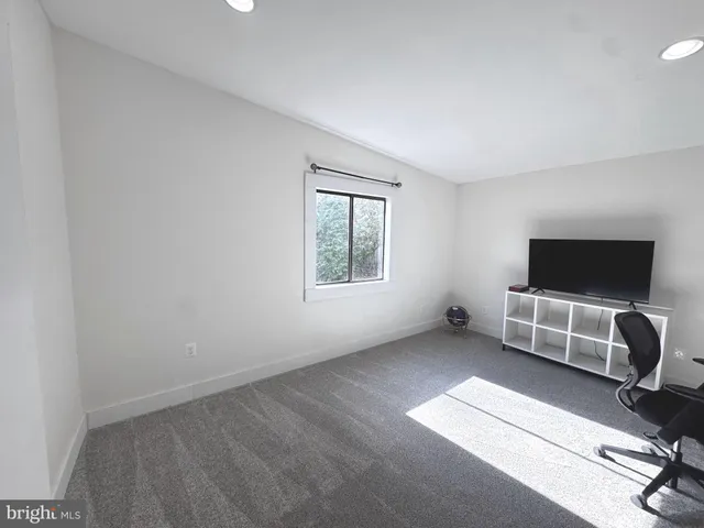 $640,000 | 1534 Youngs Point Place, Herndon, VA 20170