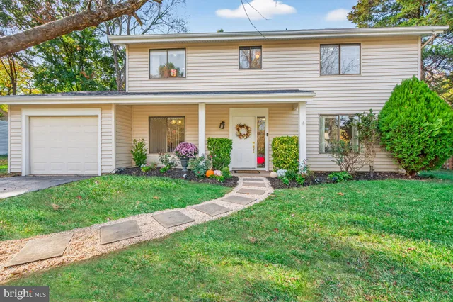 $640,000 | 1534 Youngs Point Place, Herndon, VA 20170