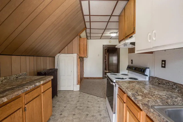 $189,900 | 527 6th Avenue South, St. Cloud, MN 56301