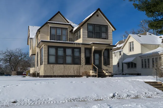 $189,900 | 527 6th Avenue South, St. Cloud, MN 56301