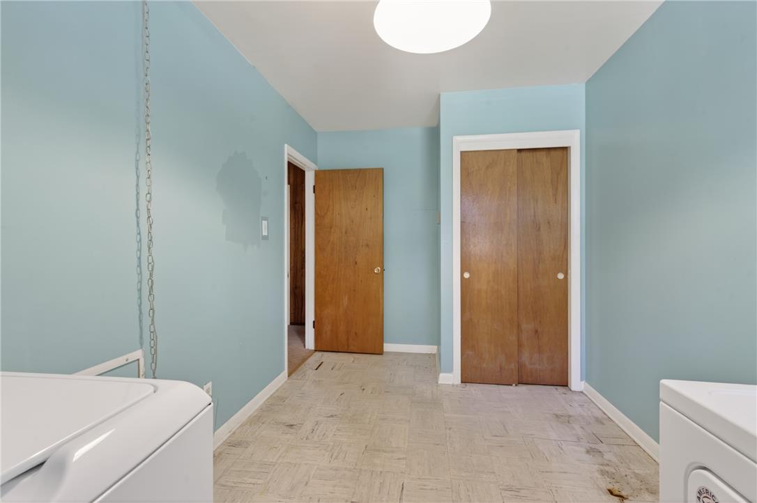 18 White Oak Road Nesquehoning, PA 18240 - Photo 33 of 52 Functional laundry room, offering convenient hookups for appliances and accessible storage solutions.