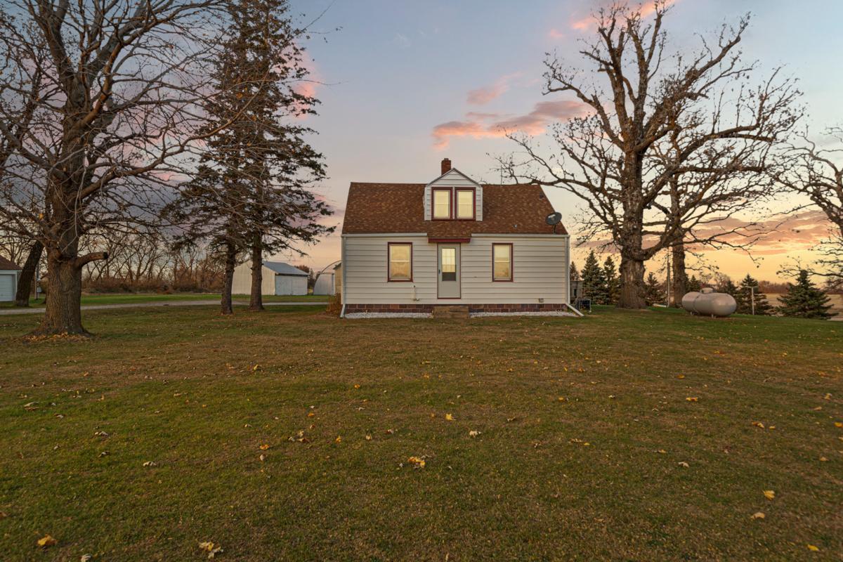 15035 355th Avenue Waseca, MN 56093 - Photo 3 of 58