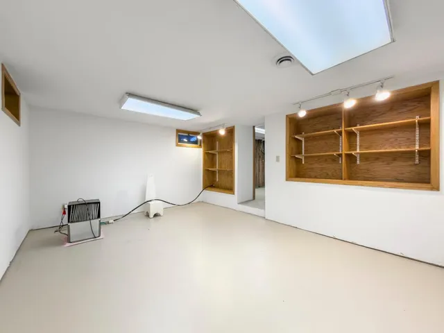 $275,000 | 15035 355th Avenue, Waseca, MN 56093