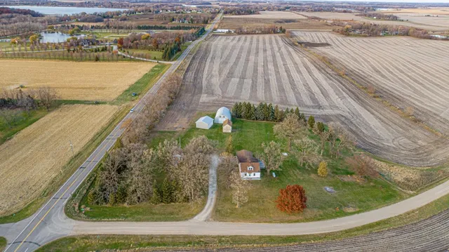 $275,000 | 15035 355th Avenue, Waseca, MN 56093