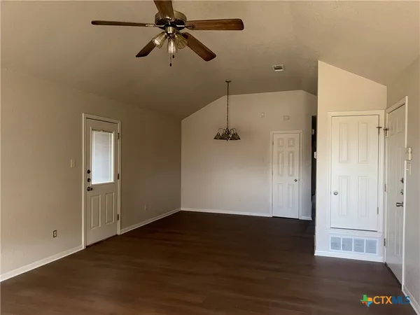 $1,250 | 4903 John David Drive, Unit A, Killeen, TX 76549