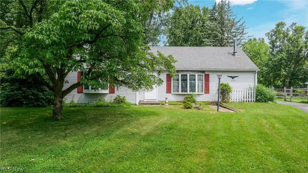$285,000 | 603 East Avenue, Tallmadge, OH 44278
