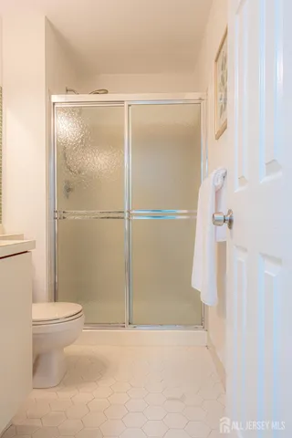 $399,000 | 8 Amethyst Way, Franklin Park, NJ 08823