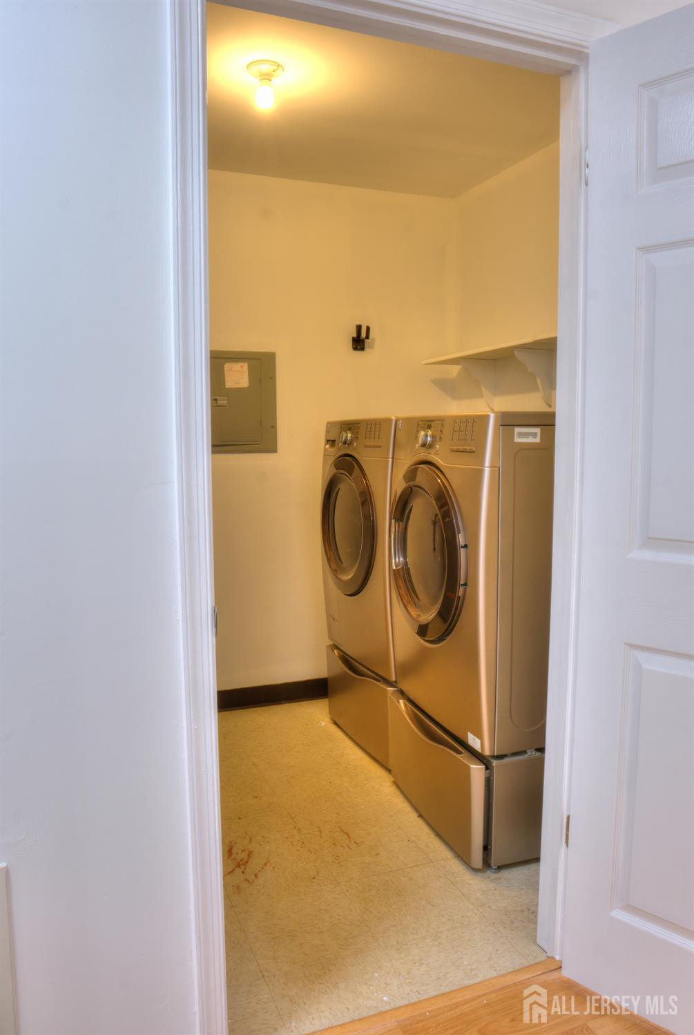 8 Amethyst Way Franklin Park, NJ 08823 - Photo 20 of 31