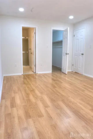 $399,000 | 8 Amethyst Way, Franklin Park, NJ 08823