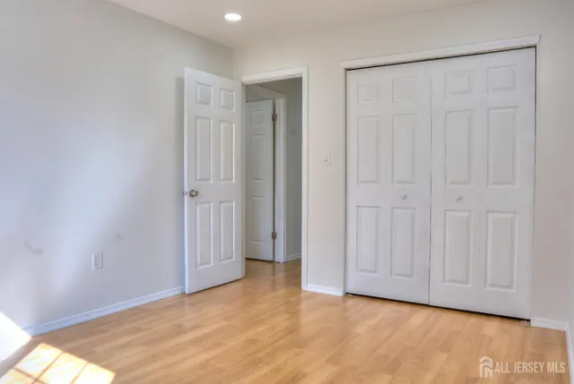 $399,000 | 8 Amethyst Way, Franklin Park, NJ 08823