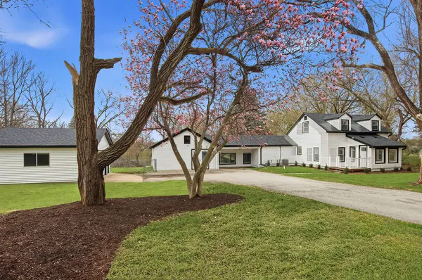 $529,000 | 27283 West Nippersink Road, Ingleside, IL 60041