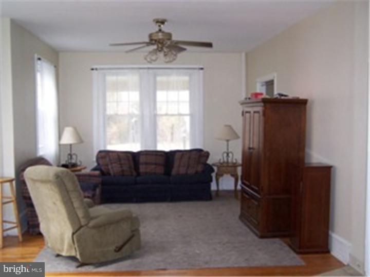 1005 Edgewood Road Havertown, PA 19083 - Photo 12 of 24 Family Room