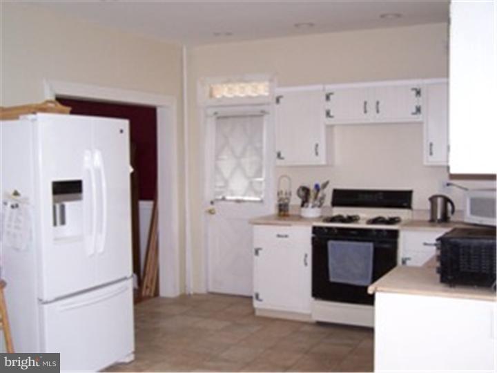 1005 Edgewood Road Havertown, PA 19083 - Photo 10 of 24 Kitchen