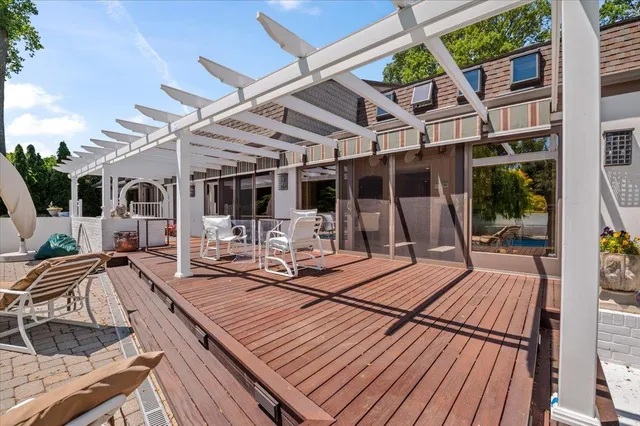 $1,195,000 | 23 Forest Road, Kings Park, NY 11754