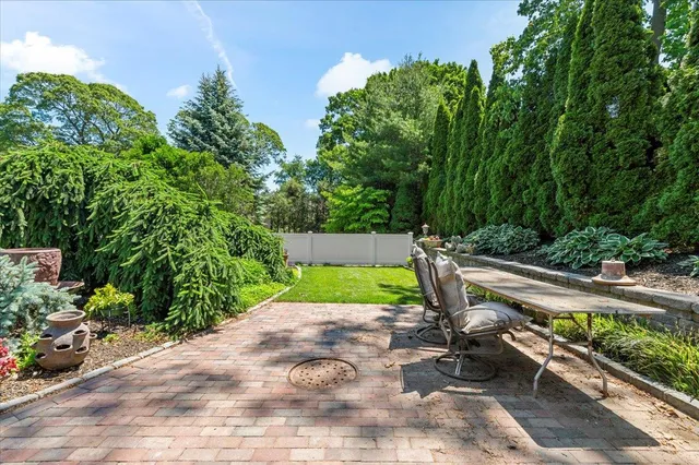 $1,195,000 | 23 Forest Road, Kings Park, NY 11754