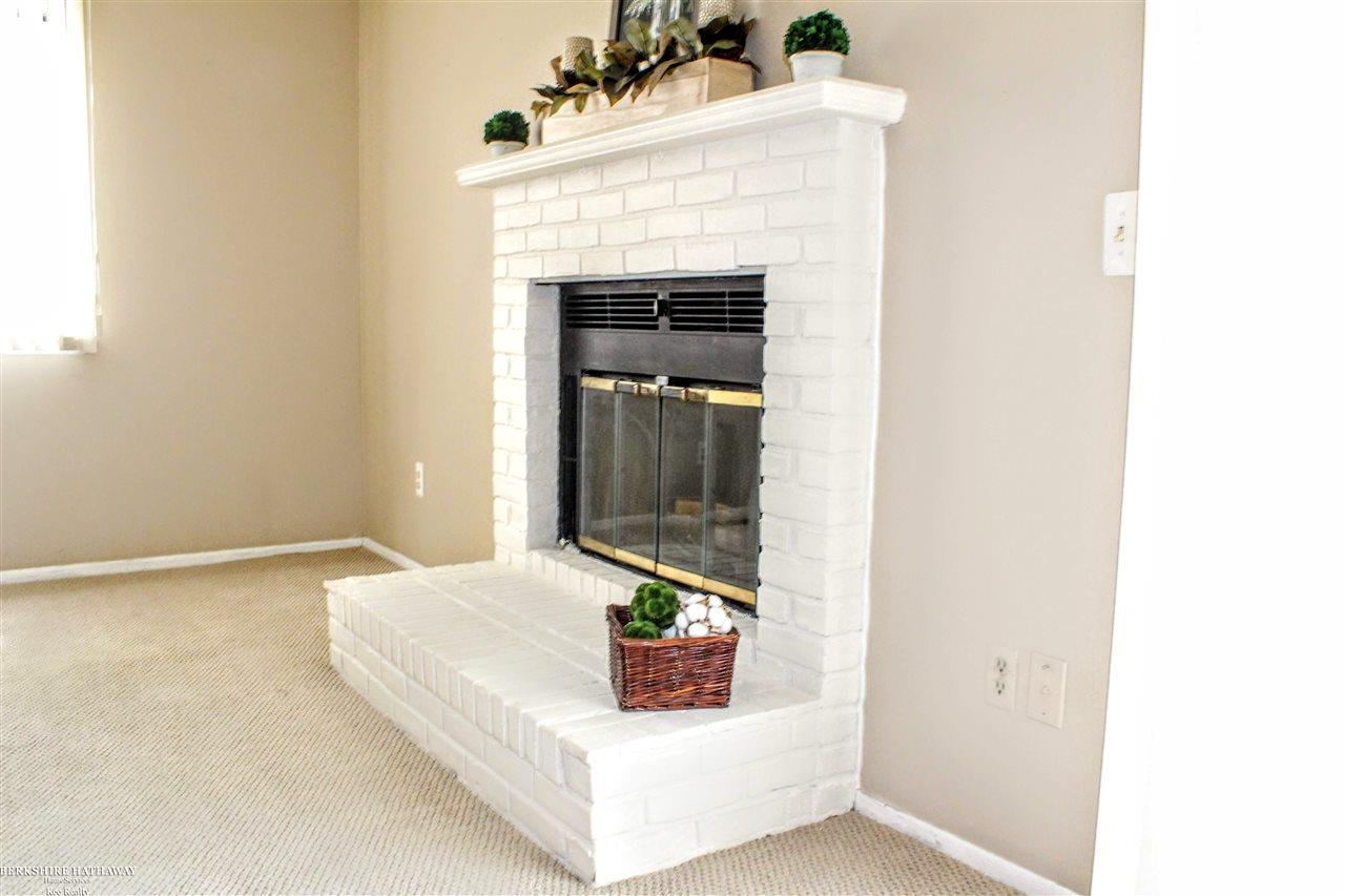 625 Byron Court Rochester Hills, MI 48307 - Photo 14 of 34