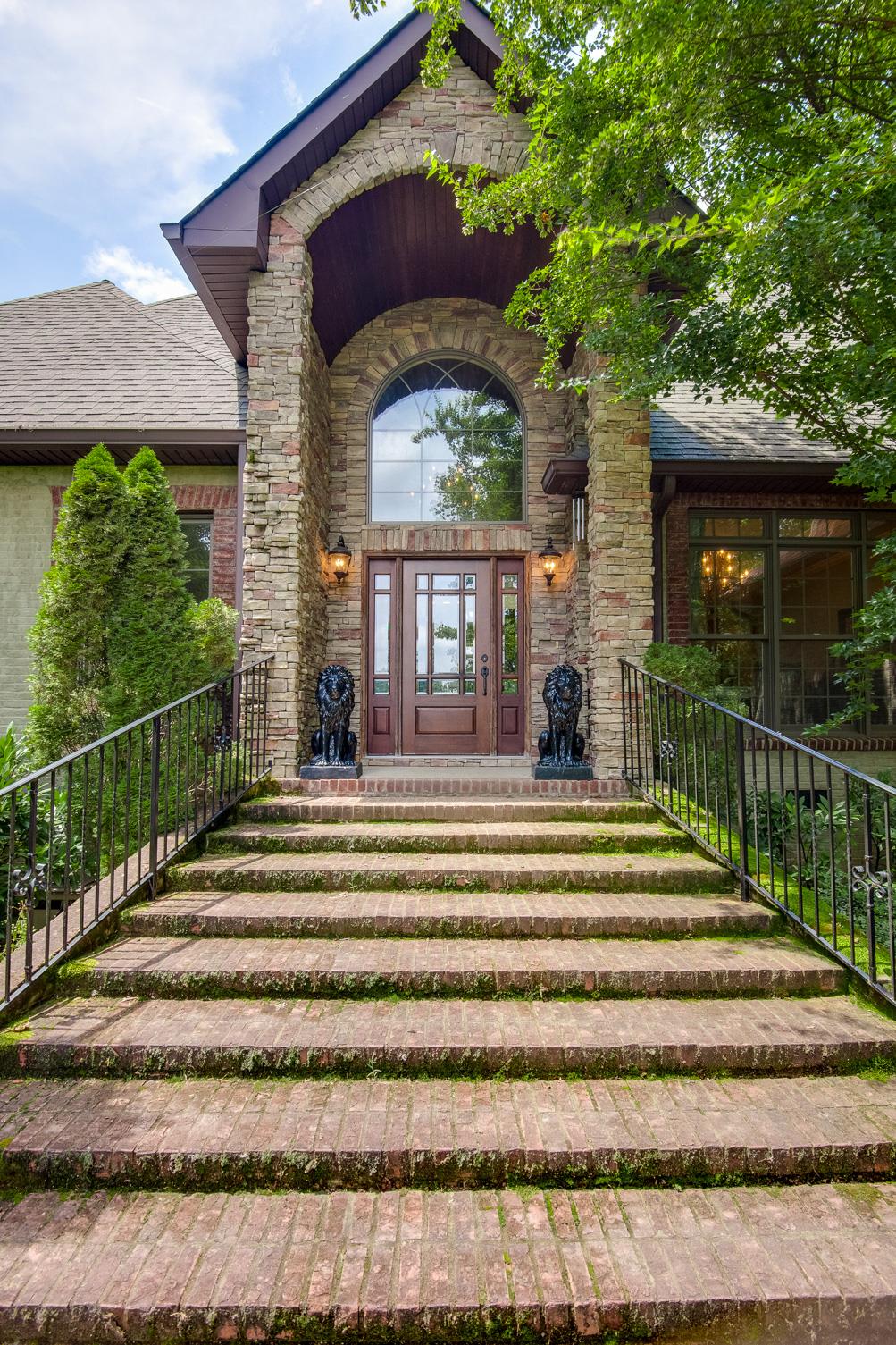 1843 Shell Road Hendersonville, TN 37075 - Photo 3 of 30 Gallery Image 3