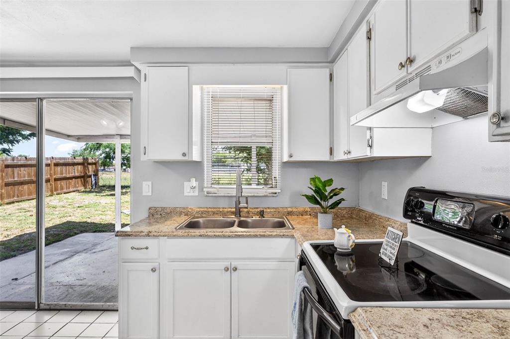 4441 Terry Loop New Port Richey, FL 34652 - Photo 12 of 37 Gallery Image 12