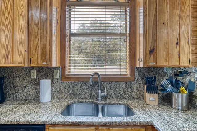 $1,250,000 | 241 Mountain Laurel Lane, Concan, TX 78838