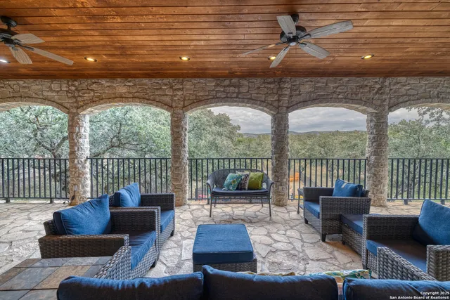 $1,250,000 | 241 Mountain Laurel Lane, Concan, TX 78838