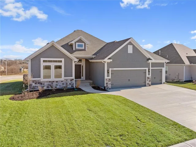 $598,640 | 10205 North Winchester Avenue, Kansas City, MO 64156