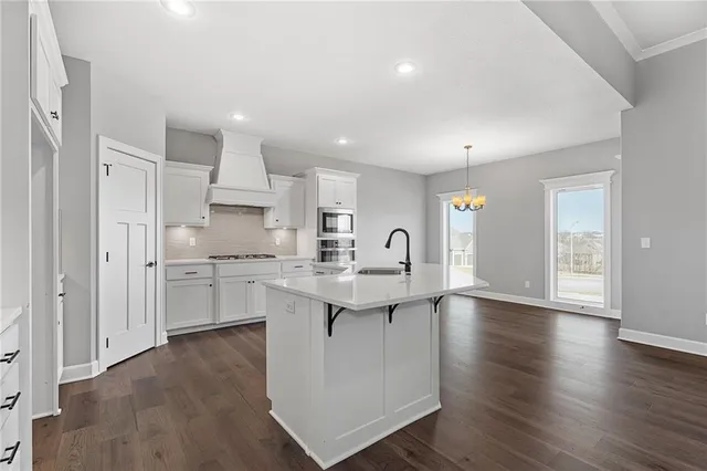 $598,640 | 10205 North Winchester Avenue, Kansas City, MO 64156