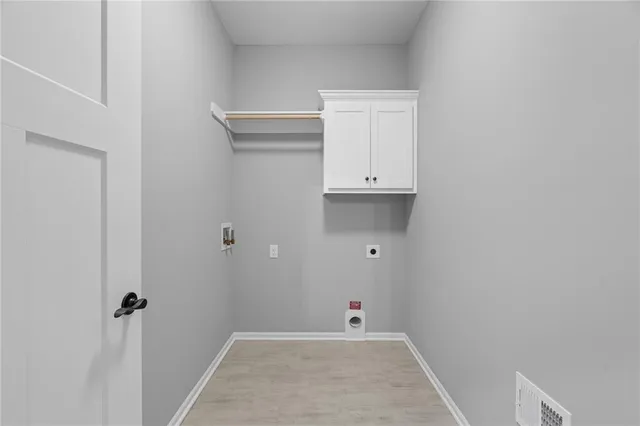 $598,640 | 10205 North Winchester Avenue, Kansas City, MO 64156