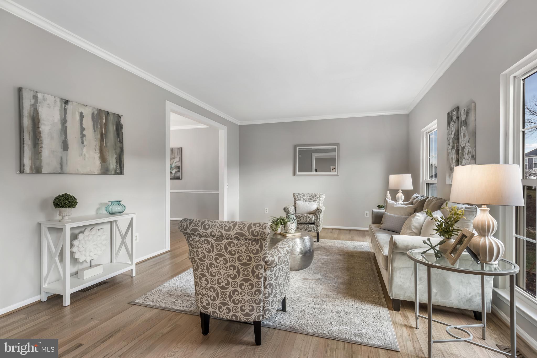 2796 Maple Ridge Drive Woodbridge, VA 22192 - Photo 13 of 90 Living Room