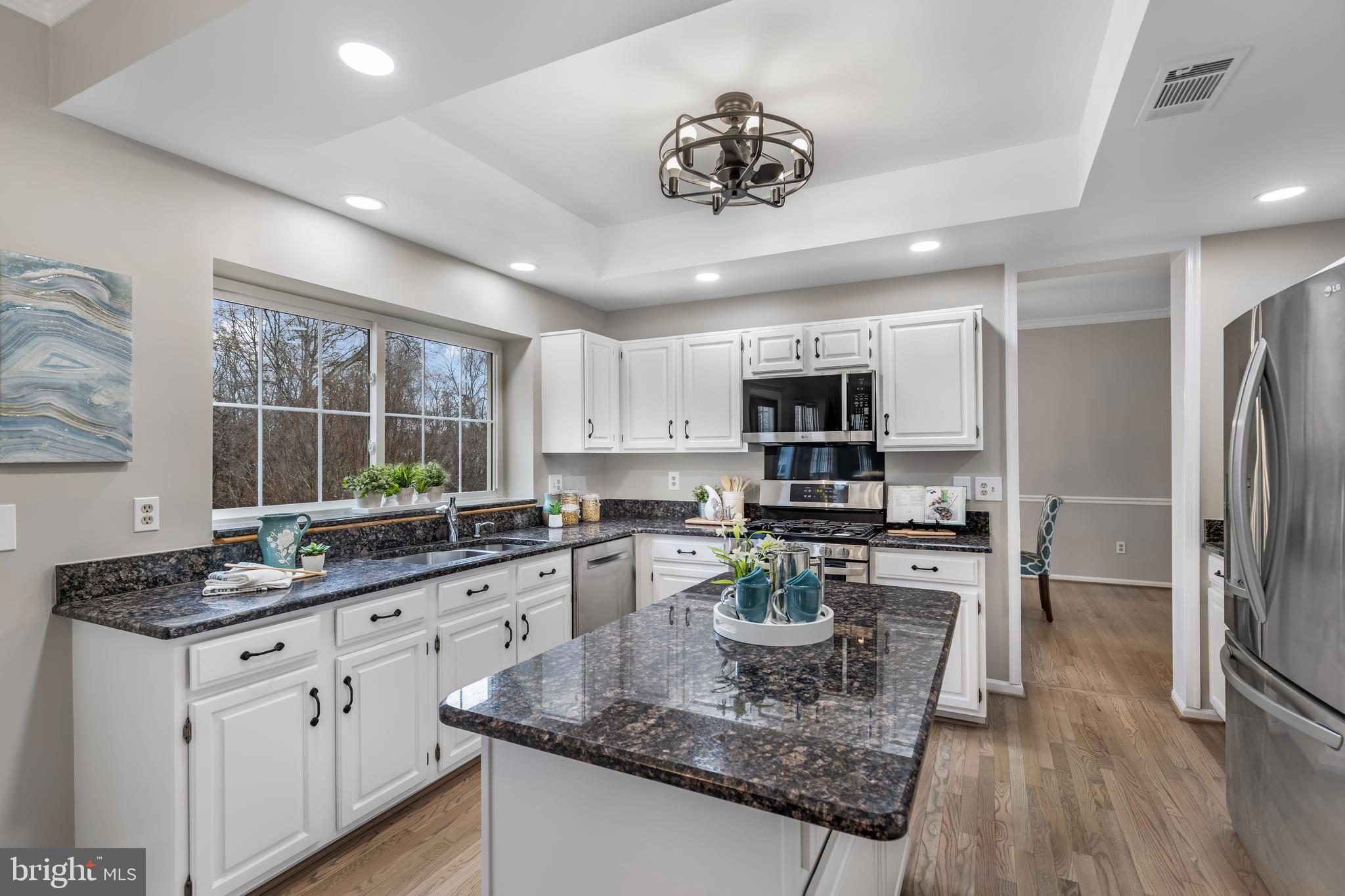 2796 Maple Ridge Drive Woodbridge, VA 22192 - Photo 24 of 90 Kitchen- Lots of Counter Space!