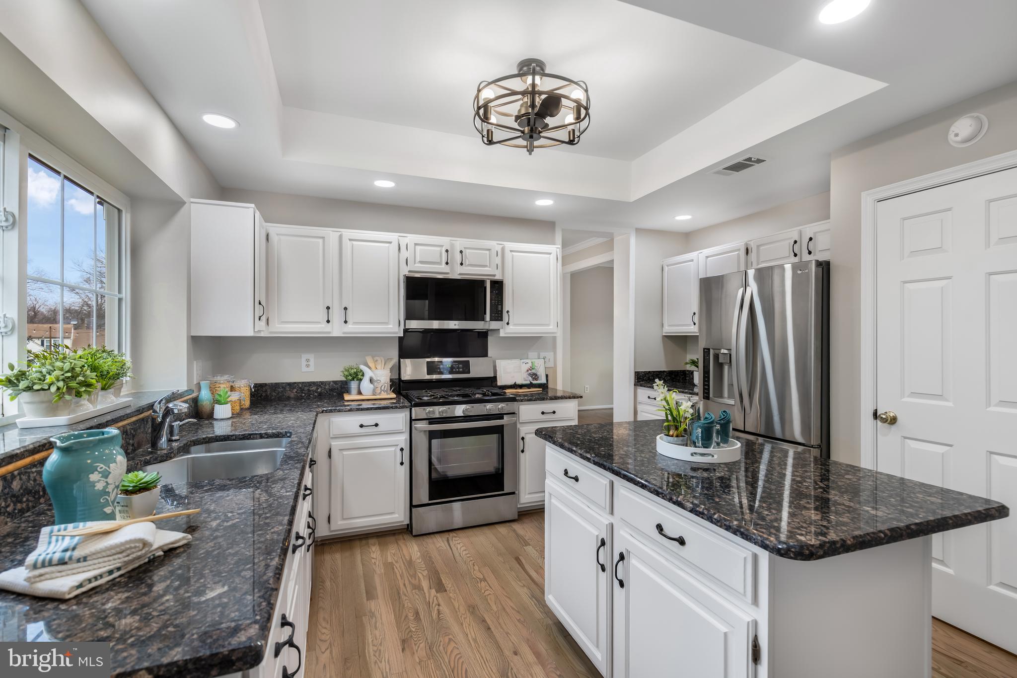 2796 Maple Ridge Drive Woodbridge, VA 22192 - Photo 25 of 90 Kitchen