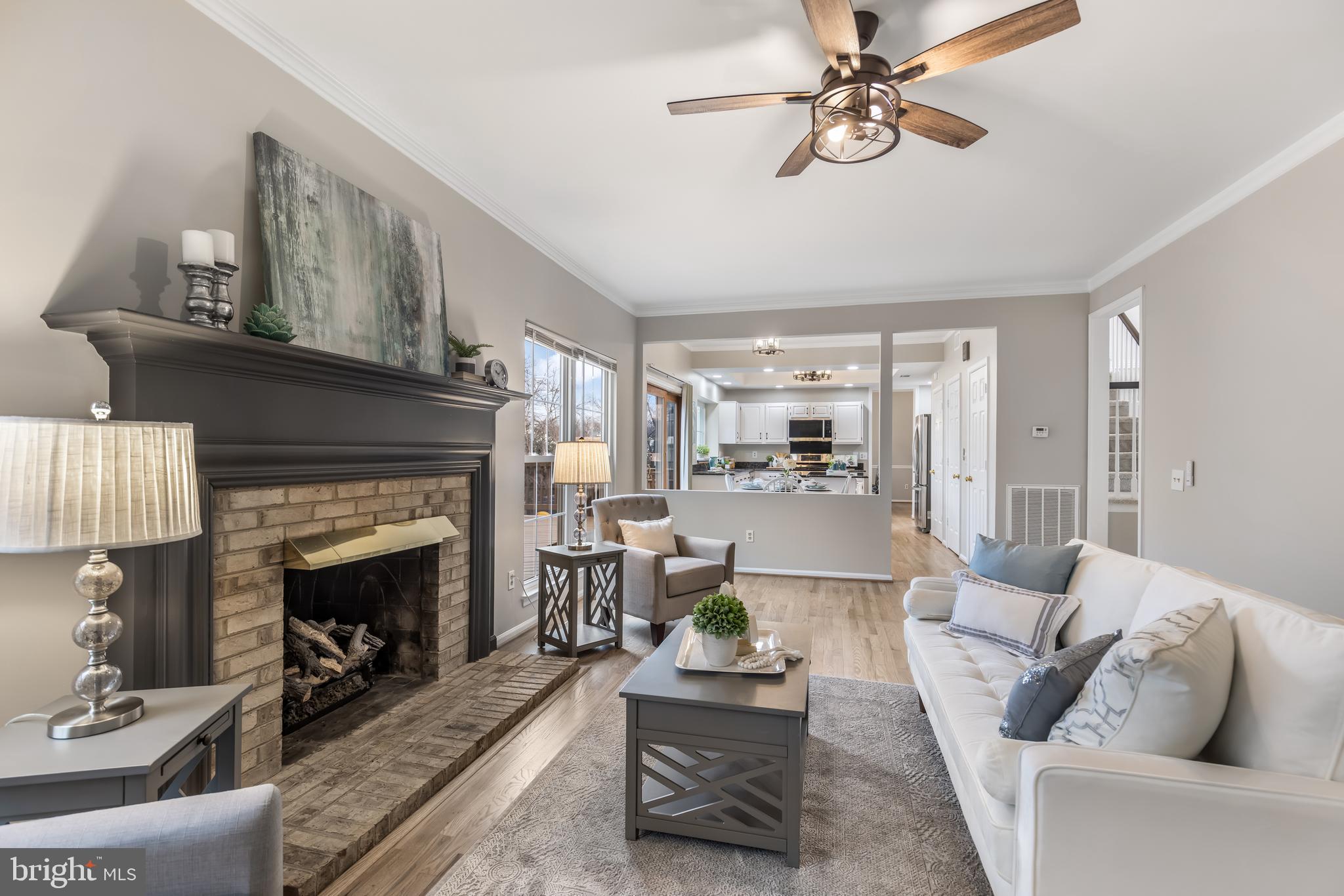 2796 Maple Ridge Drive Woodbridge, VA 22192 - Photo 33 of 90 Family Room with Gas Fireplace