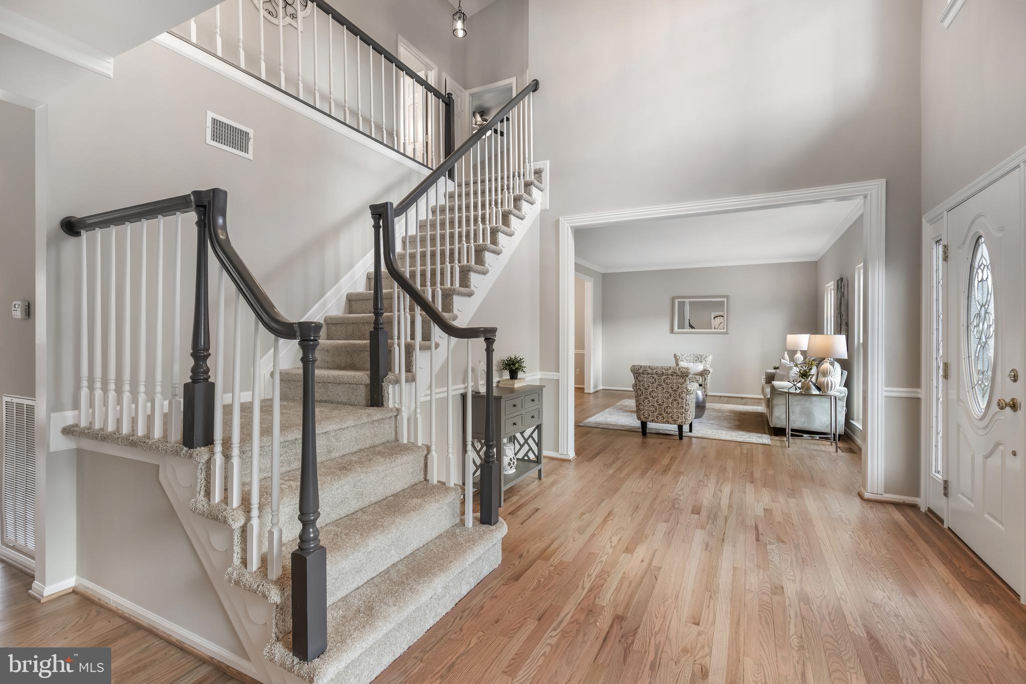 2796 Maple Ridge Drive Woodbridge, VA 22192 - Photo 9 of 90 Welcoming 2 Story Foyer