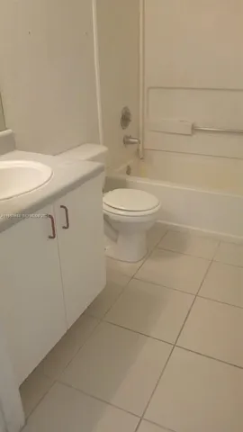 $1,825 | West End, Miami, FL 33193