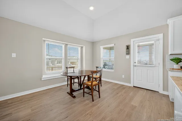 $1,800 | 1177 Water Valley, Seguin, TX 78155