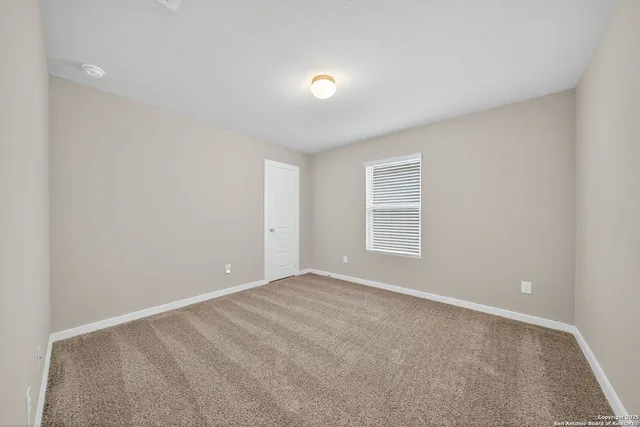 $1,800 | 1177 Water Valley, Seguin, TX 78155