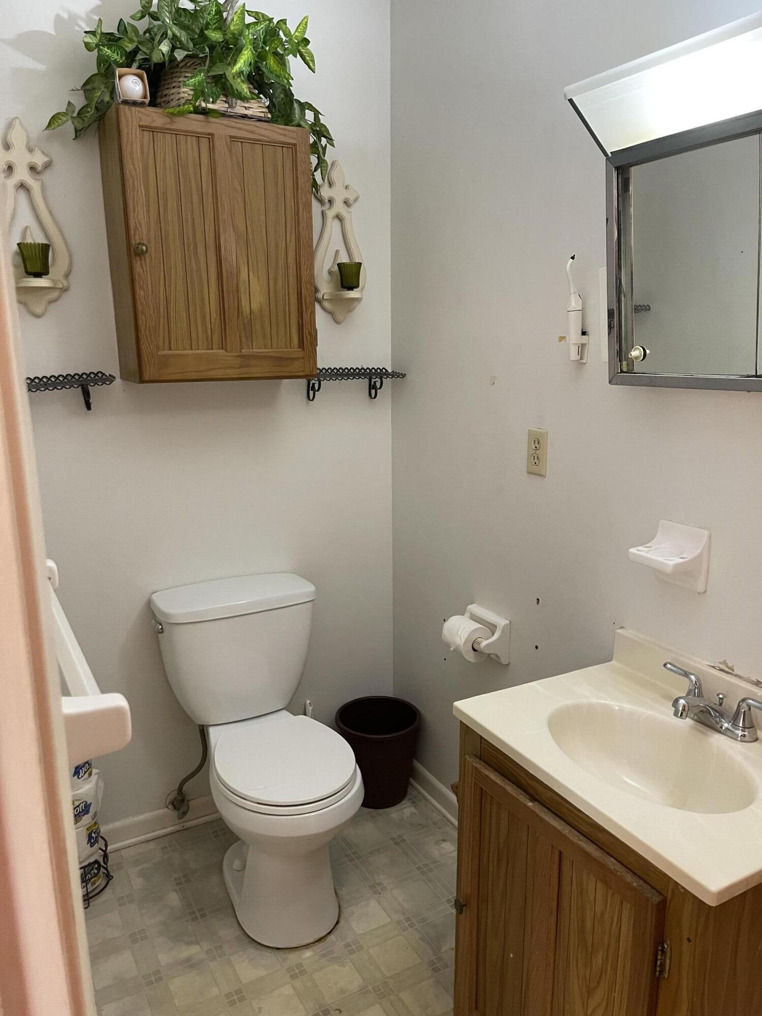 5524 Walker Road Milton, FL 32570 - Photo 11 of 18