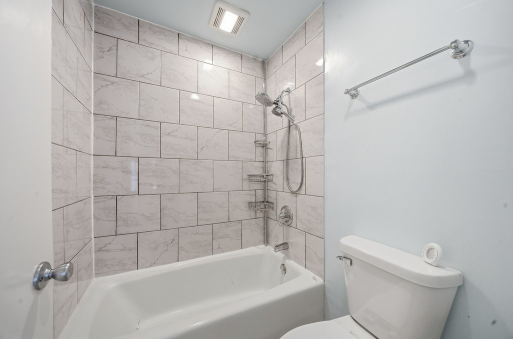 1100 Holbrook Road, Unit D Homewood, IL 60430 - Photo 21 of 23