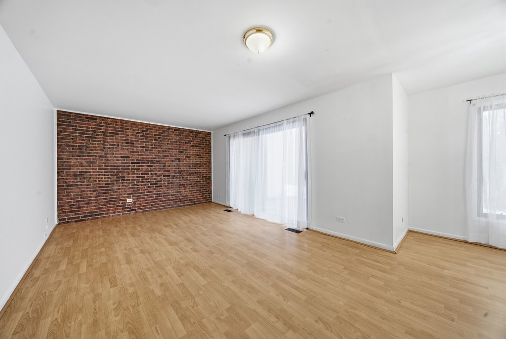 1100 Holbrook Road, Unit D Homewood, IL 60430 - Photo 5 of 23