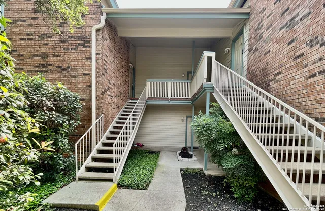 $1,195 | 4839 Brandeis Street, Unit 121, San Antonio, TX 78249