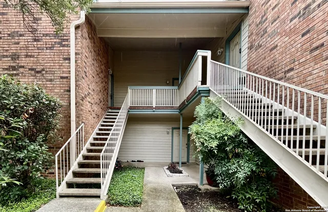 $1,195 | 4839 Brandeis Street, Unit 121, San Antonio, TX 78249