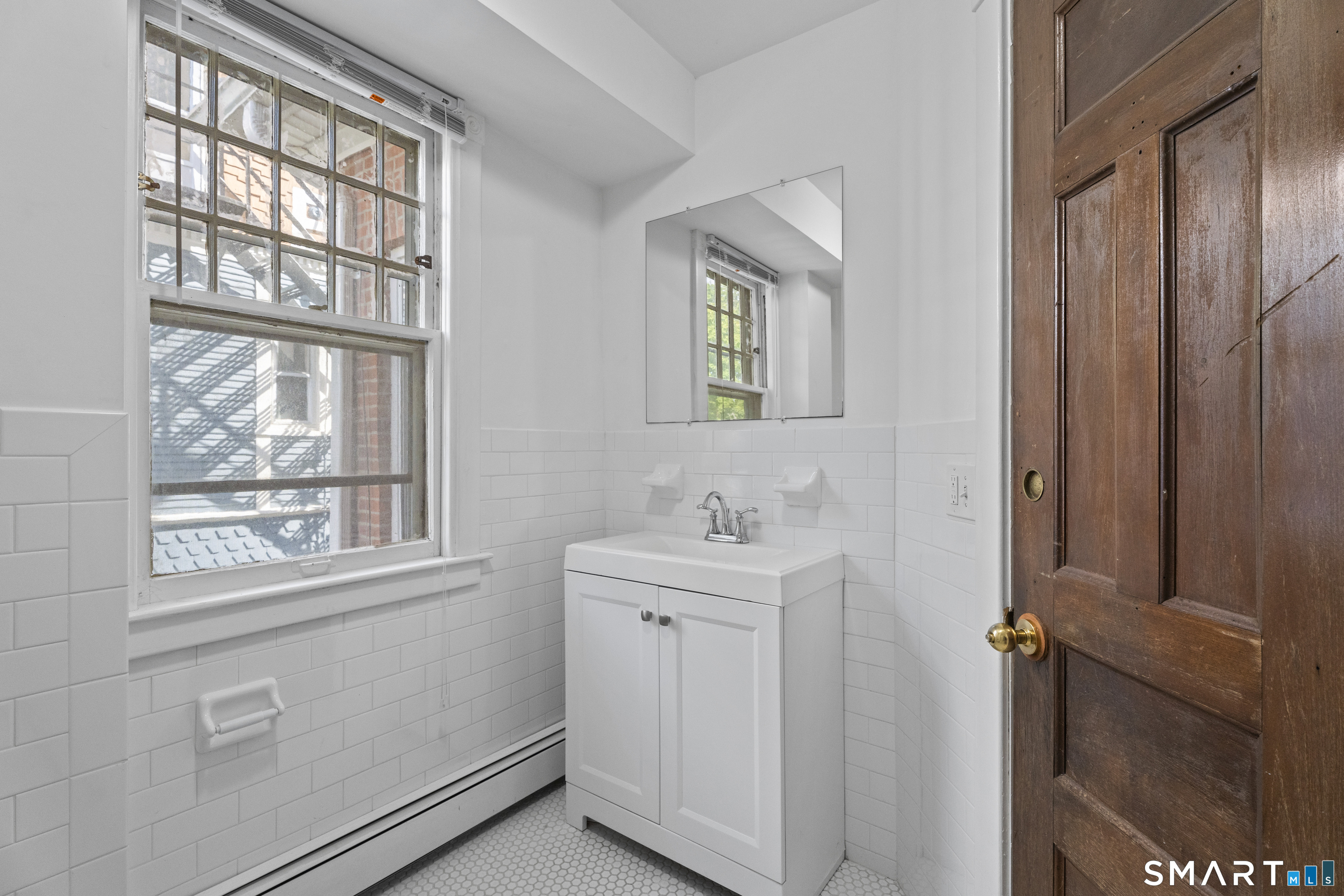 251 Lawrence Street, Unit 2 New Haven, CT 06511 - Photo 15 of 22