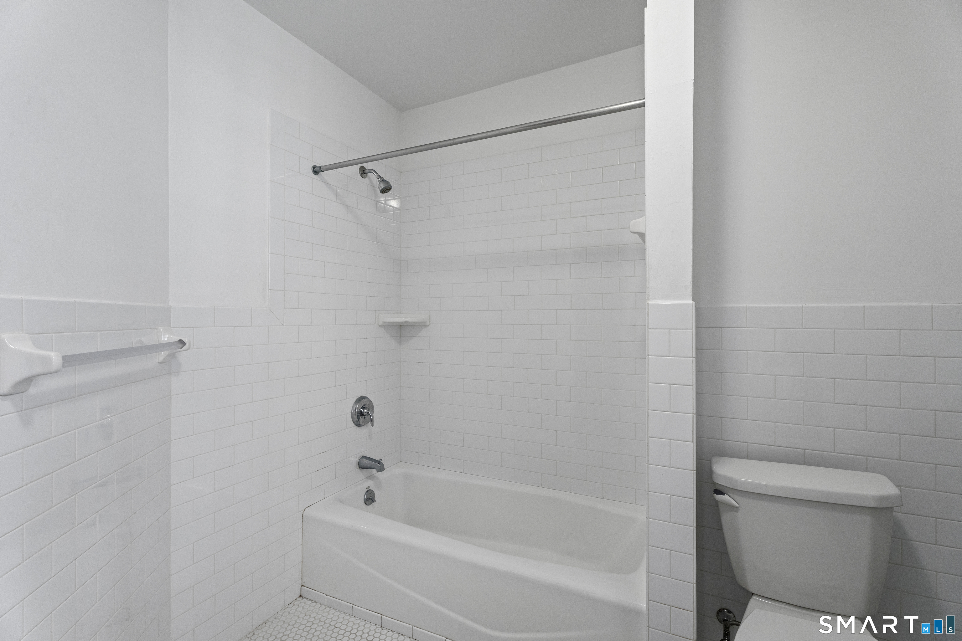 251 Lawrence Street, Unit 2 New Haven, CT 06511 - Photo 16 of 22