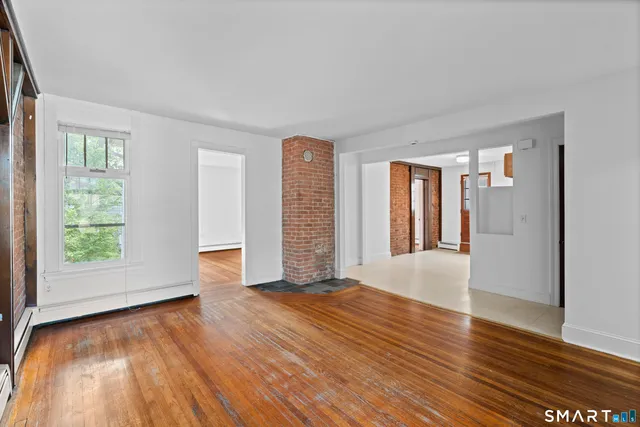 $2,100 | 251 Lawrence Street, Unit 2, New Haven, CT 06511