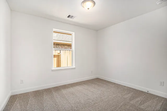 $236,900 | 420 Bryan Street, Angleton, TX 77515